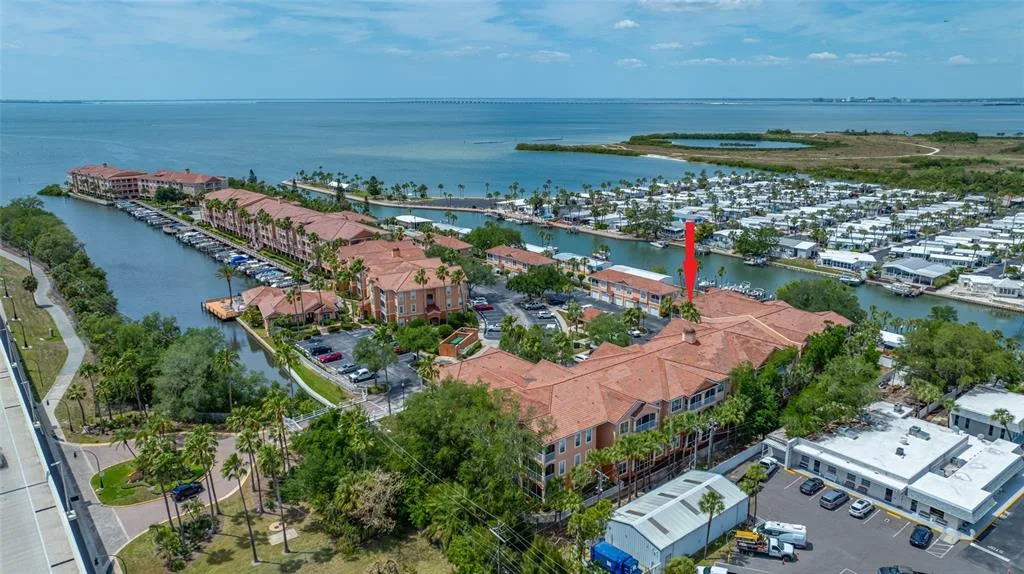 5000 CULBREATH KEY WAY # 1-201, TAMPA, FL 33611