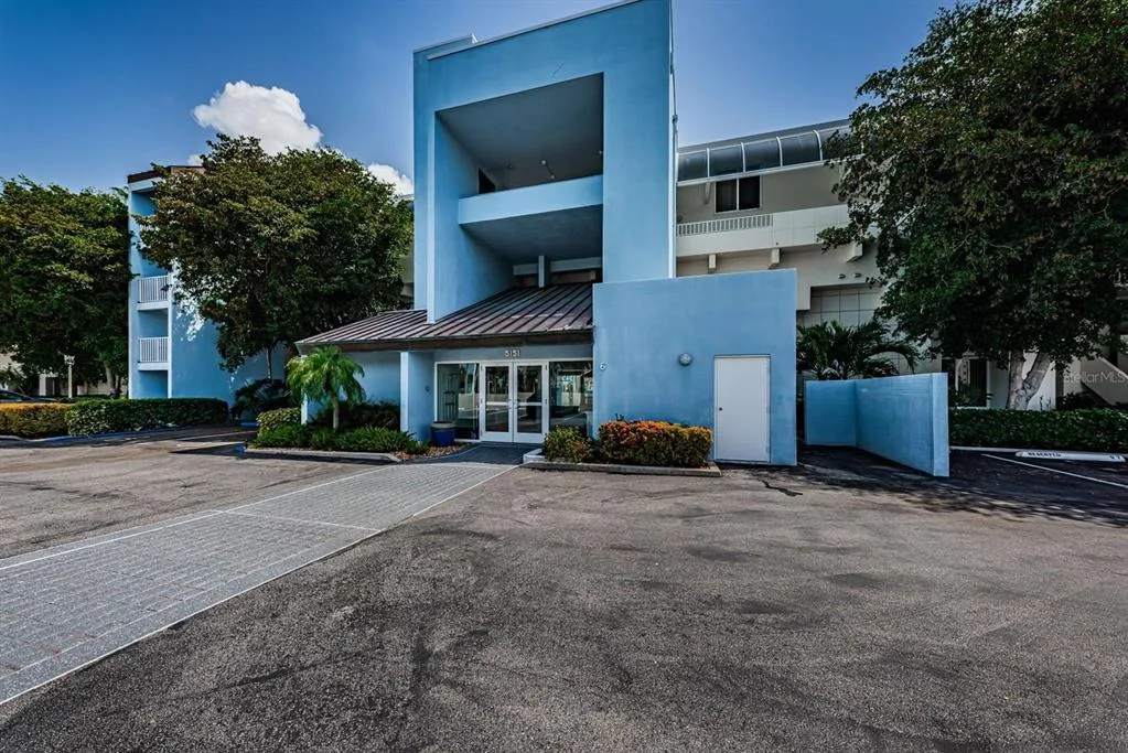 5151 ISLA KEY BOULEVARD S # 220, ST PETERSBURG, FL 33715