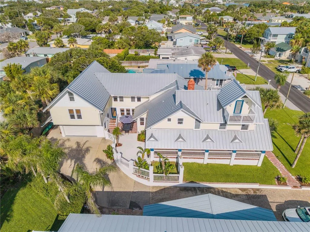 315 DUE EAST STREET, NEW SMYRNA BEACH, FL 32169