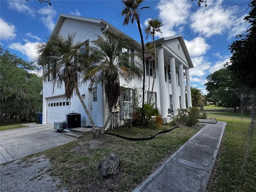 1701 BERN CREEK LOOP, SARASOTA, FL 34240
