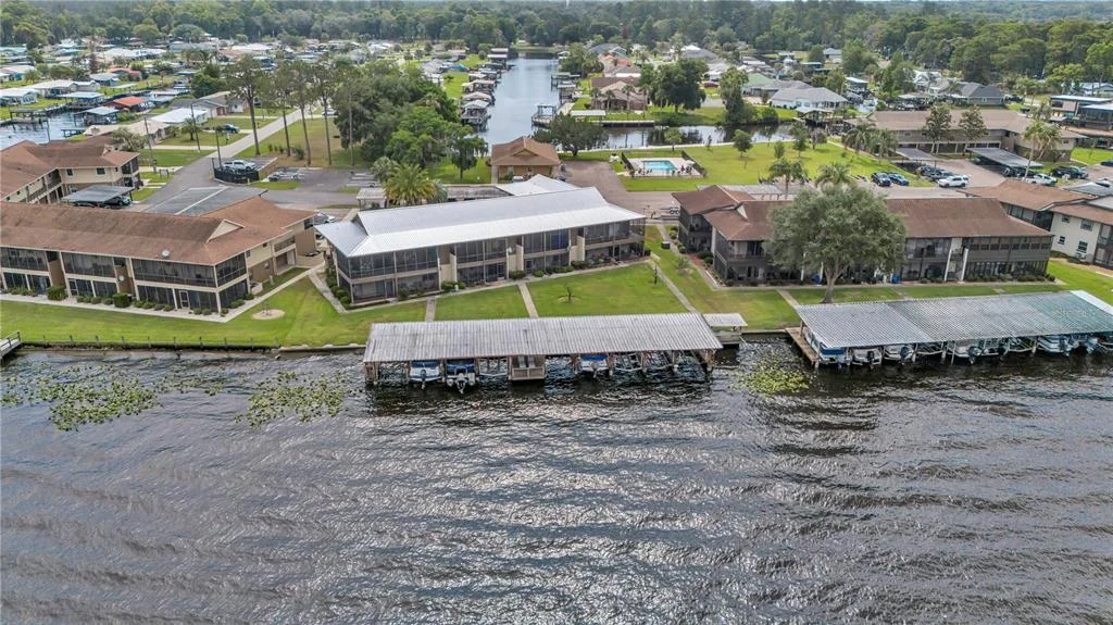 1640 JUNO TRAIL # 205C, ASTOR, FL 32102