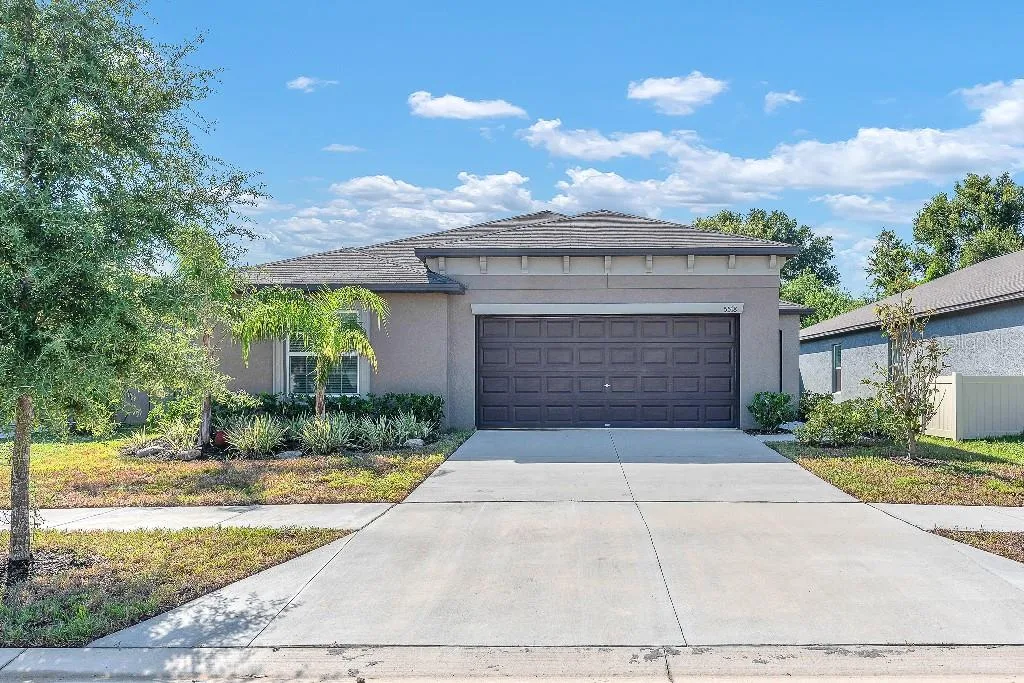 5518 BLUE AZURE DRIVE, WIMAUMA, FL 33598
