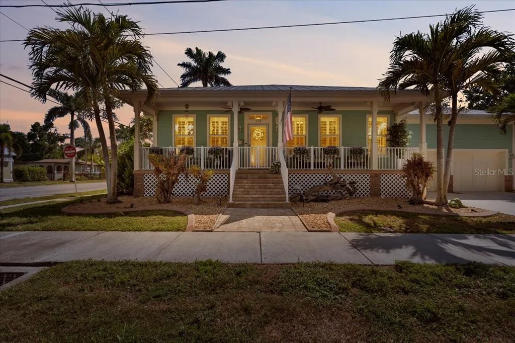 233 DURRANCE STREET, PUNTA GORDA, FL 33950