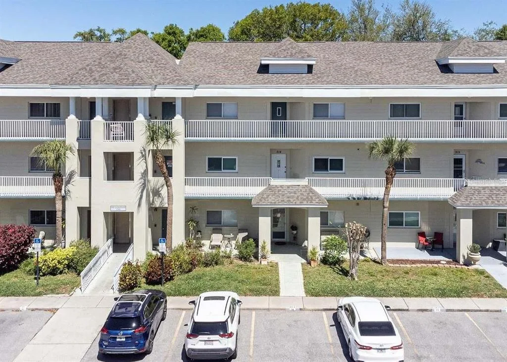 2210 UTOPIAN DRIVE E # 214, CLEARWATER, FL 33763