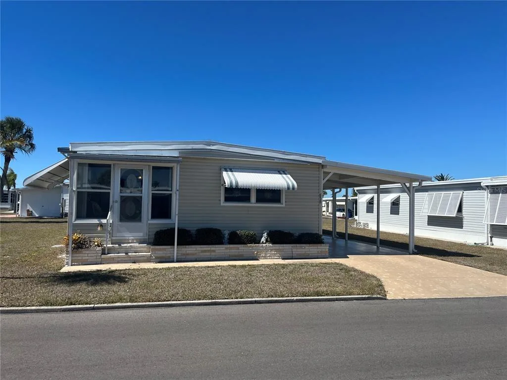 828 TRENTO, VENICE, FL 34285