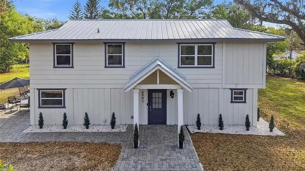 6902 E 29TH AVENUE, TAMPA, FL 33619