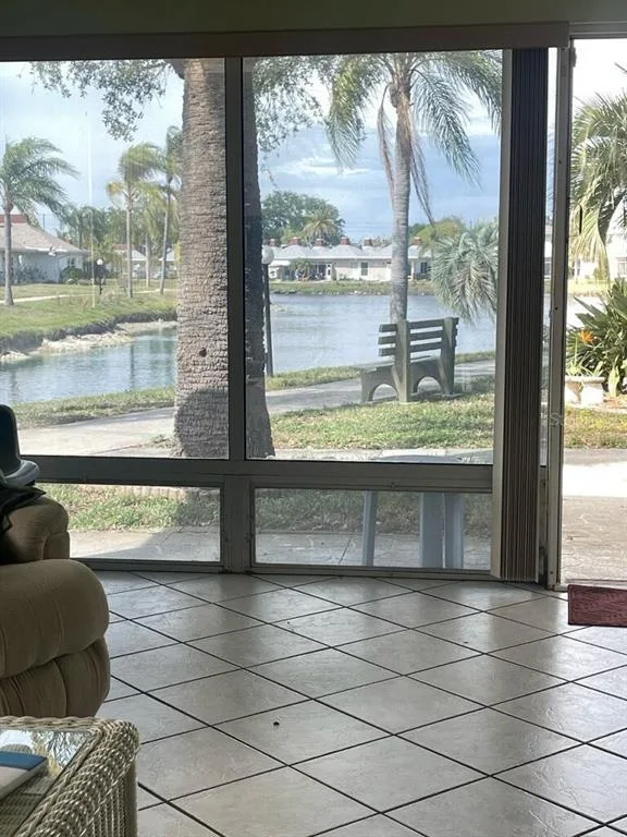 4326 TAHITIAN GARDENS CIRCLE # 14E, HOLIDAY, FL 34691