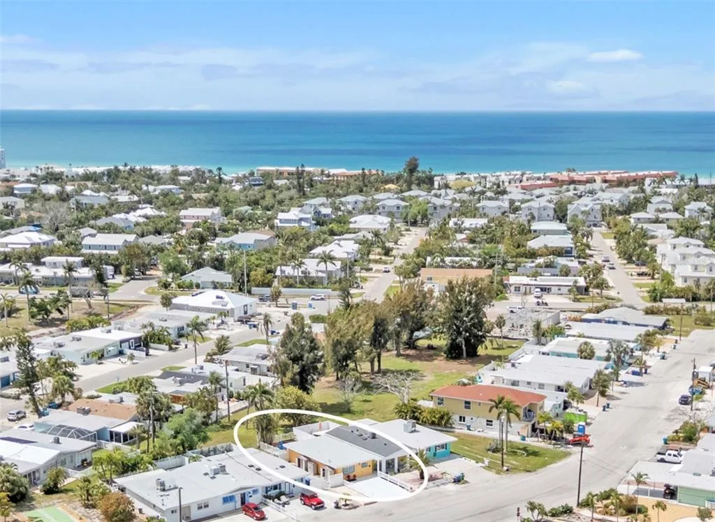 445 63RD STREET, HOLMES BEACH, FL 34217