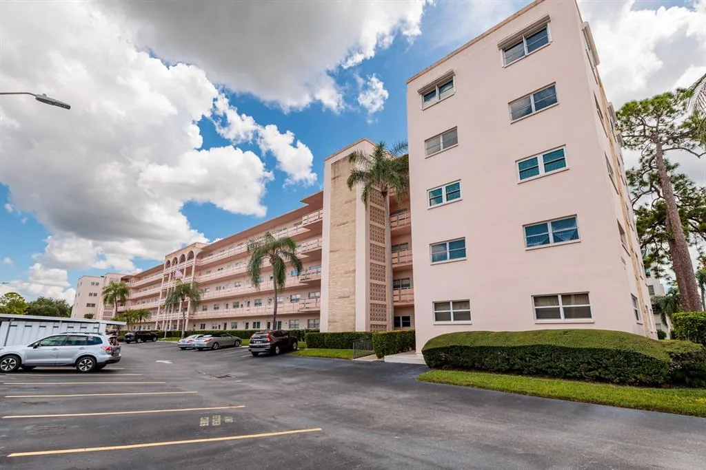 5623 80TH STREET N # 504, ST PETERSBURG, FL 33709