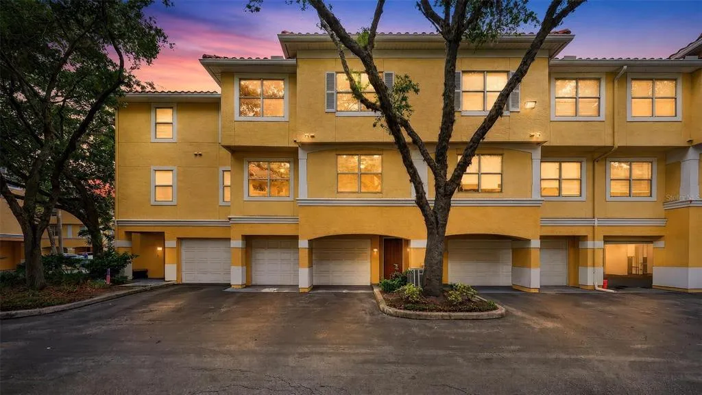 2847 SHADOW VIEW CIRCLE # 2847, MAITLAND, FL 32751