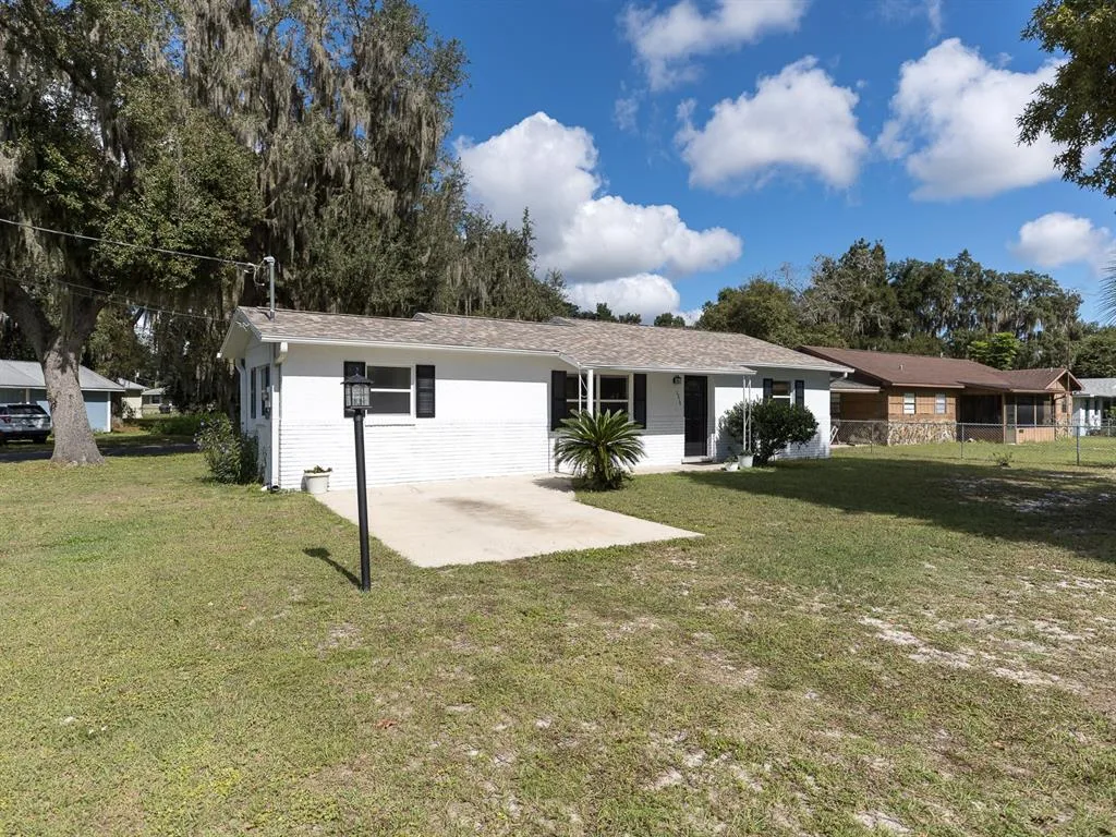 1314 CR 443, LAKE PANASOFFKEE, FL 33538