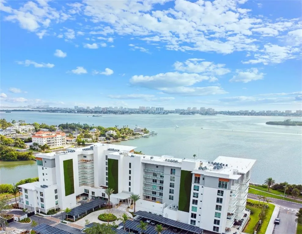 1020 SUNSET POINT ROAD # 512, CLEARWATER, FL 33755