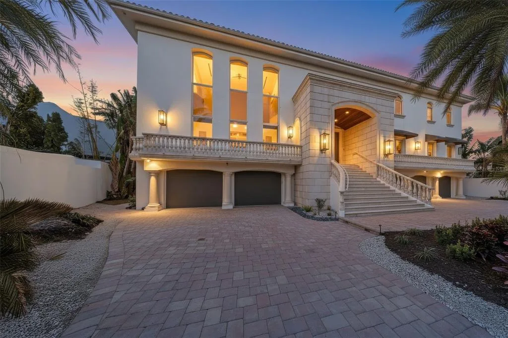 4136 ROBERTS POINT CIRCLE, SARASOTA, FL 34242
