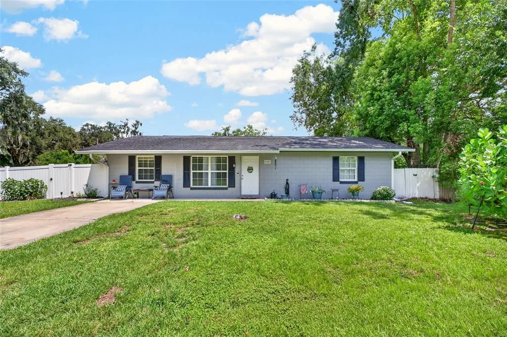 5203 SE 114TH STREET, BELLEVIEW, FL 34420