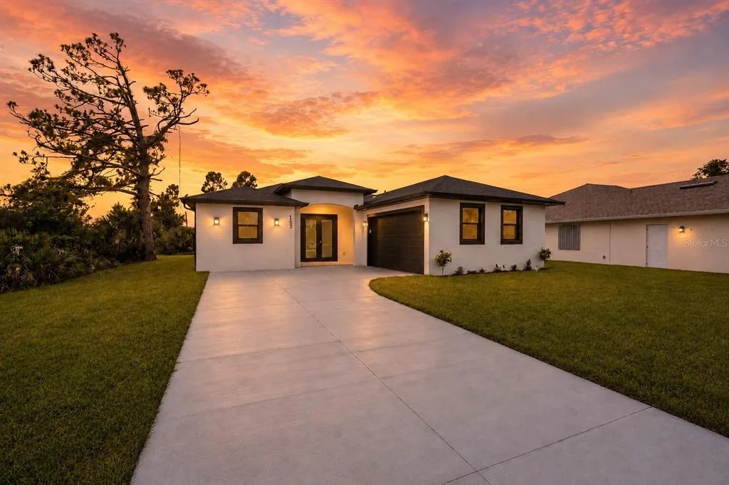 153 AUSTRALIAN DRIVE, ROTONDA WEST, FL 33947