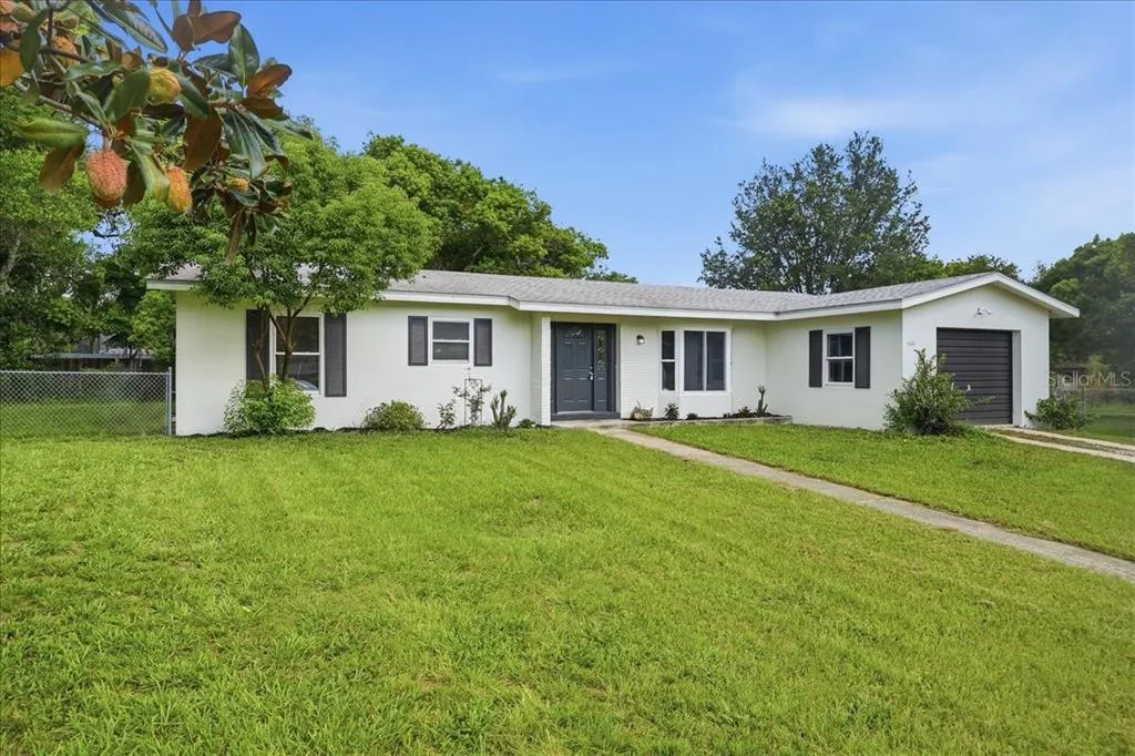 1220 SIENNA COURT, DELTONA, FL 32725