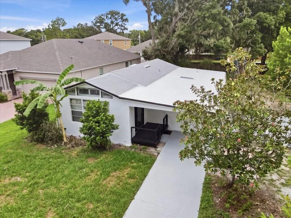 171 STANLEY BELL DRIVE, MOUNT DORA, FL 32757