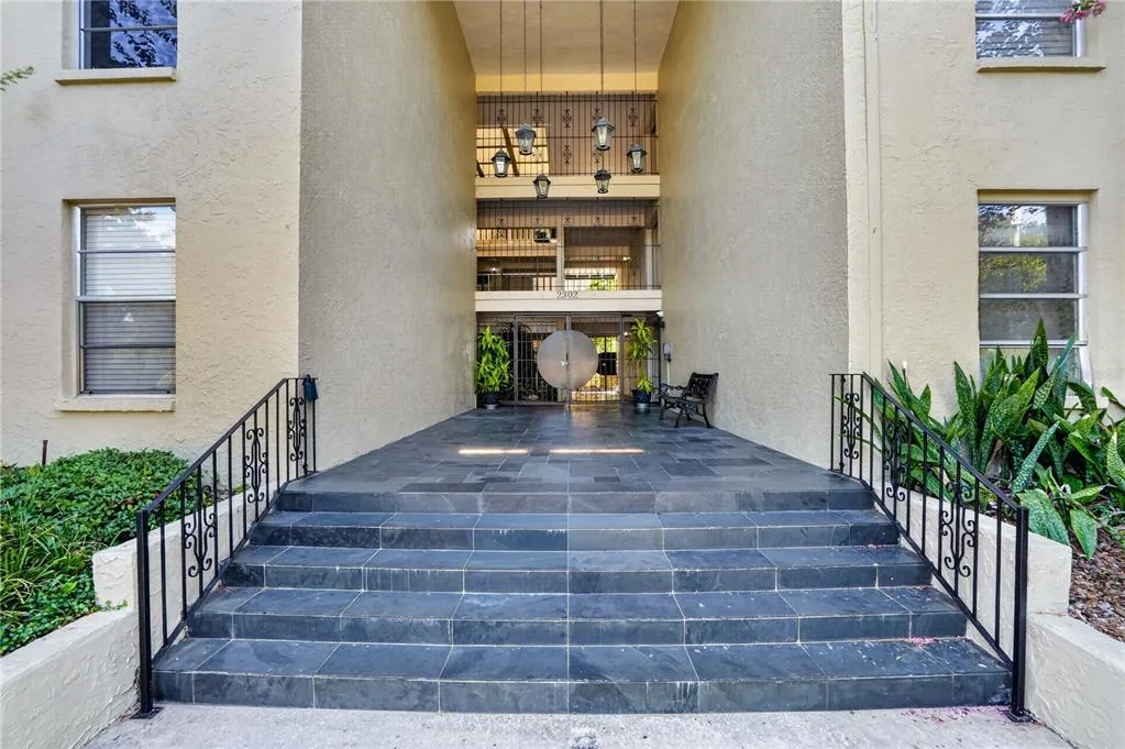 2302 S MANHATTAN AVENUE # 214, TAMPA, FL 33629