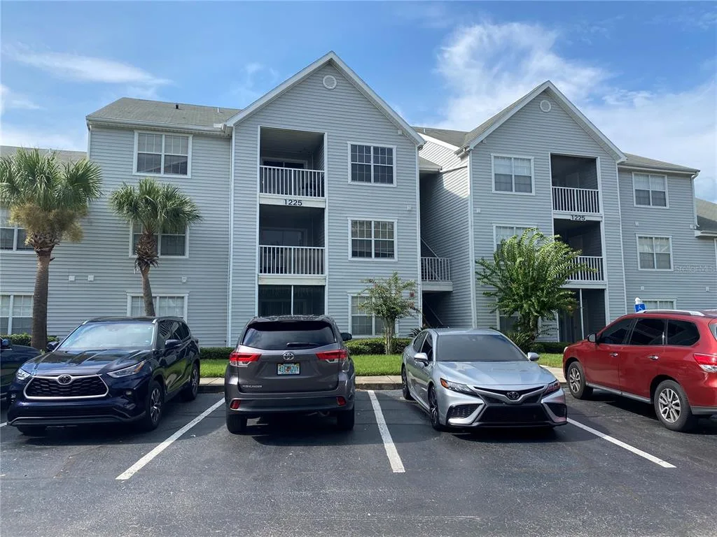 1225 BERMUDA LAKES LANE # 107, KISSIMMEE, FL 34741