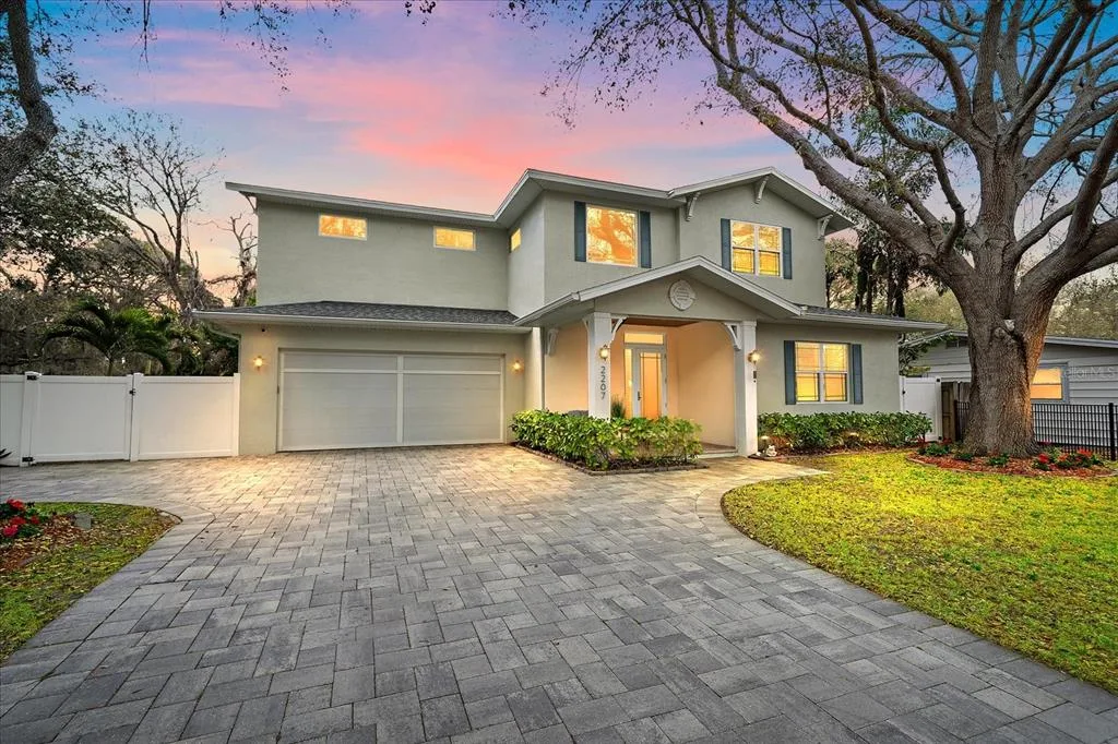 2207 WISTERIA STREET, SARASOTA, FL 34239