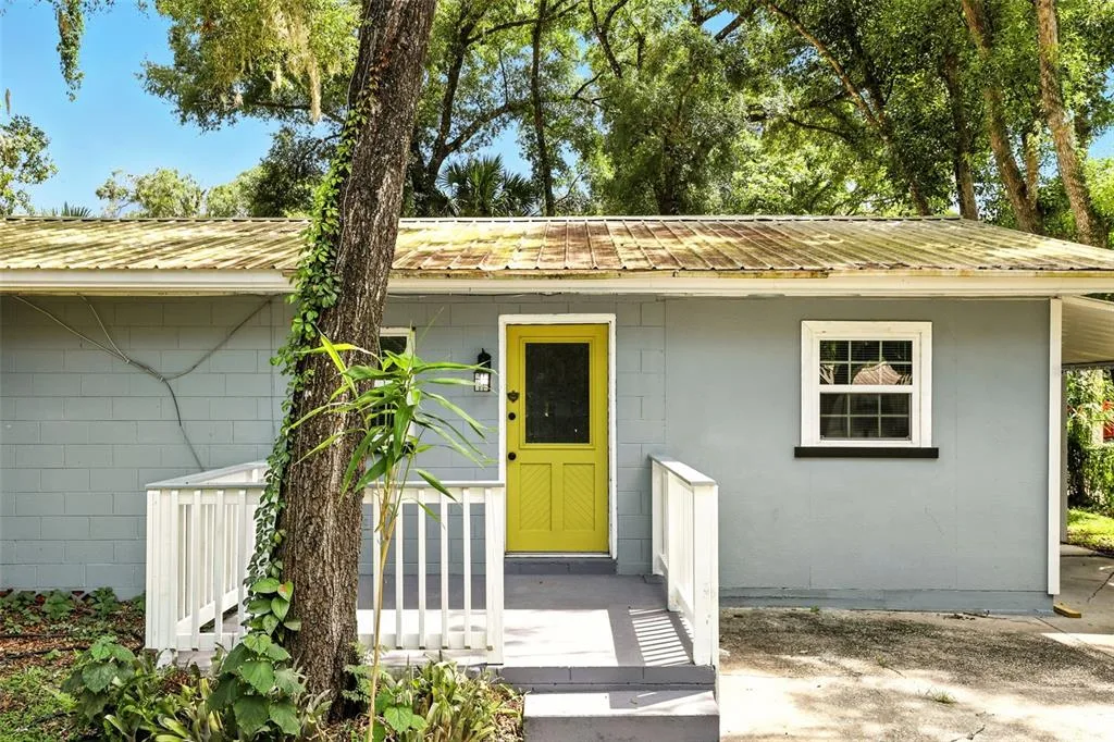1412 E VOORHIS AVENUE, DELAND, FL 32724
