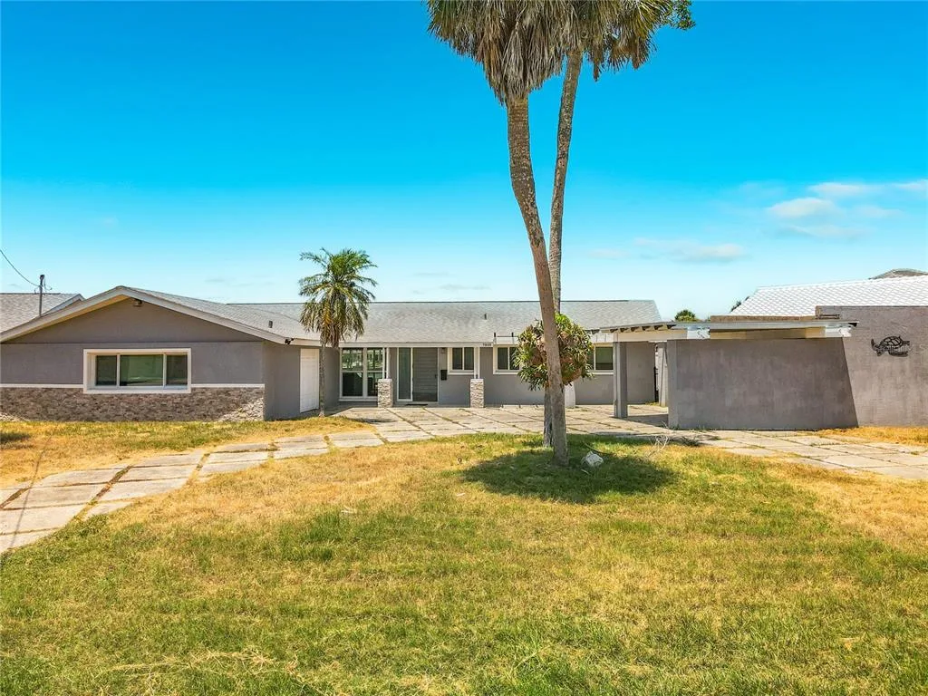 7905 11TH AVENUE S, ST PETERSBURG, FL 33707