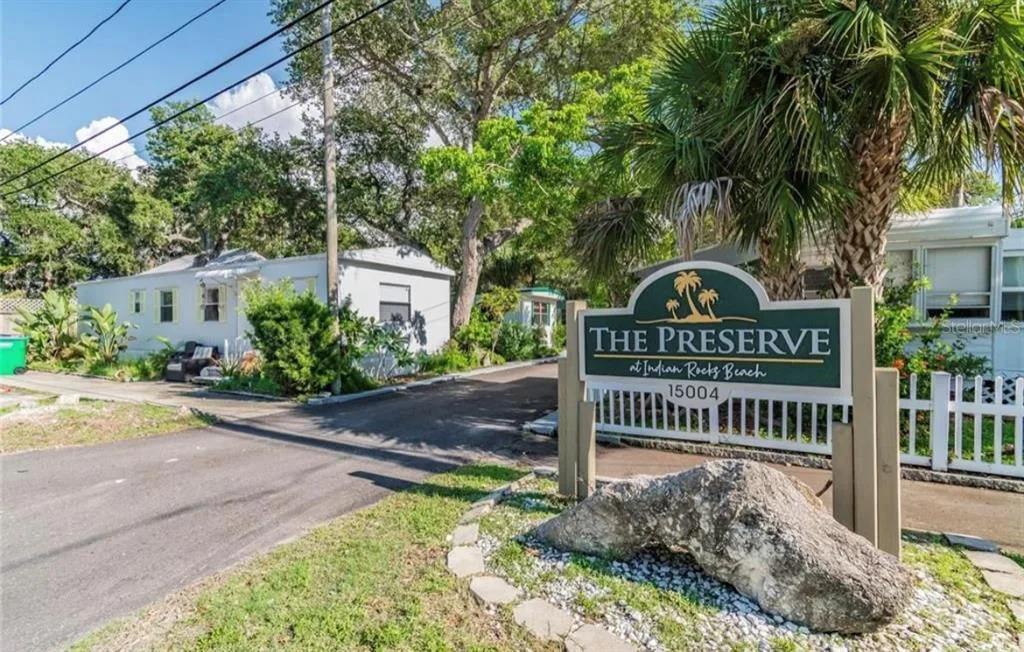 15004 113TH AVENUE, LARGO, FL 33774