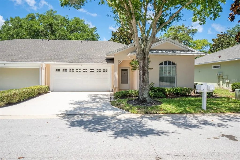 7 ARBOR TRACE # 2, PALM COAST, FL 32137