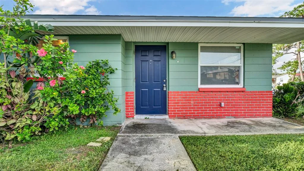 5526 59TH WAY N # 1, ST PETERSBURG, FL 33709