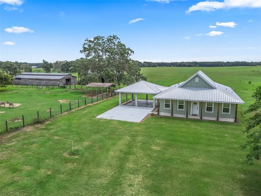 8567 CR 635, BUSHNELL, FL 33513