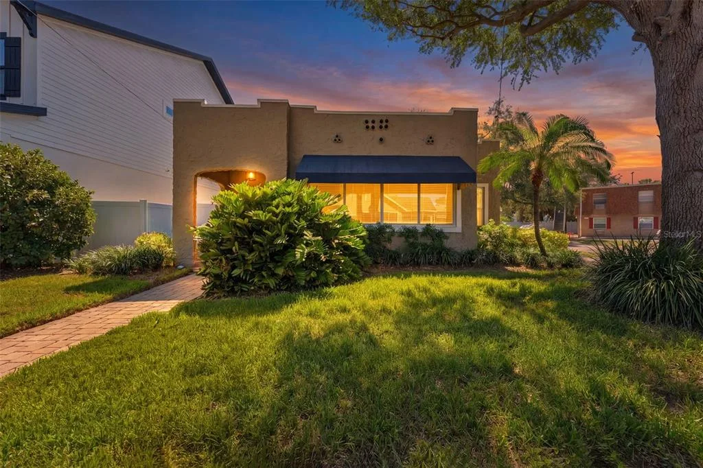 1618 S ARRAWANA AVENUE, TAMPA, FL 33629