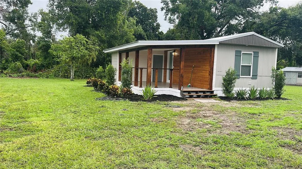 1119 N PARSONS AVENUE, SEFFNER, FL 33584