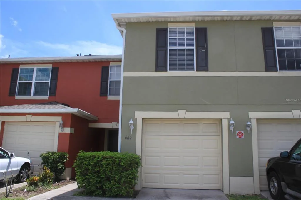 669 CRESTING OAK CIRCLE # 30, ORLANDO, FL 32824