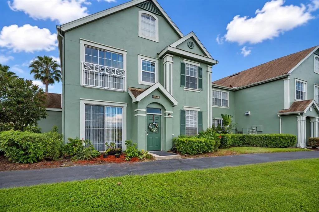 9834 LAKE CHASE ISLAND WAY # 9834, TAMPA, FL 33626