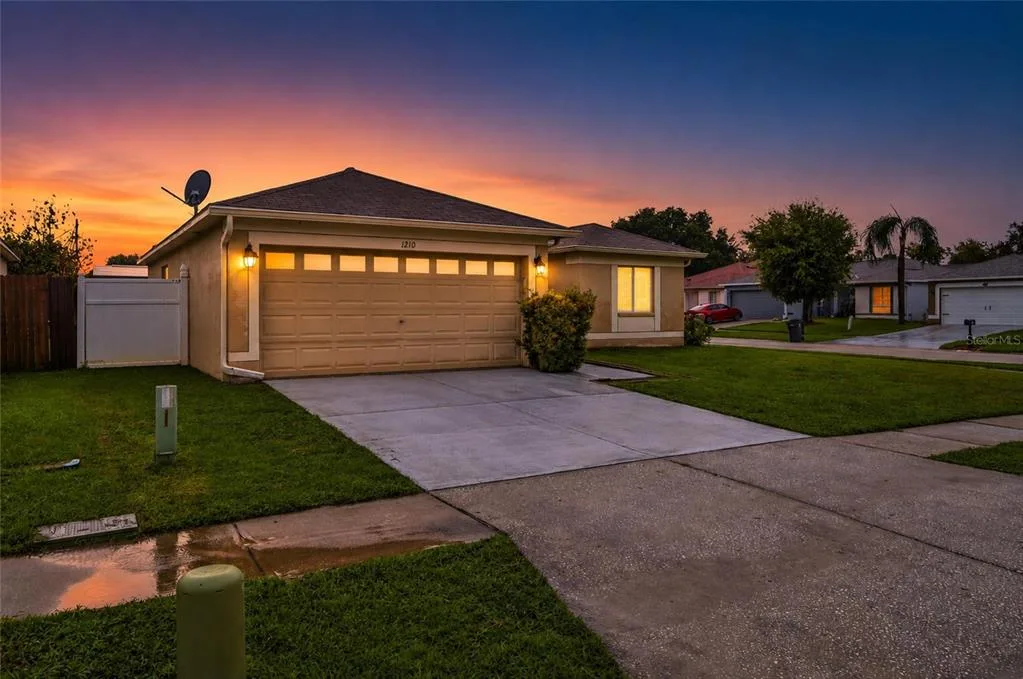 1210 BLUFIELD AVENUE, BRANDON, FL 33511