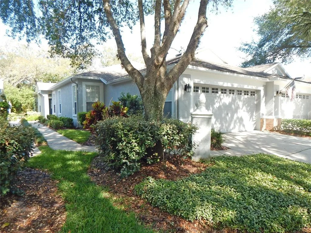 5925 SANDHILL RIDGE DRIVE, LITHIA, FL 33547