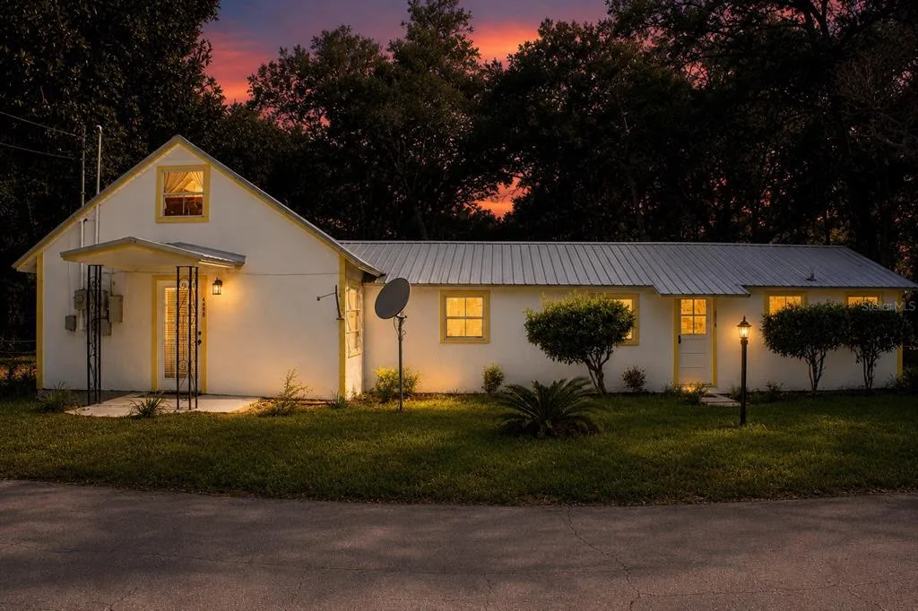 490 JOHN STREET # A & B, LAKE HELEN, FL 32744