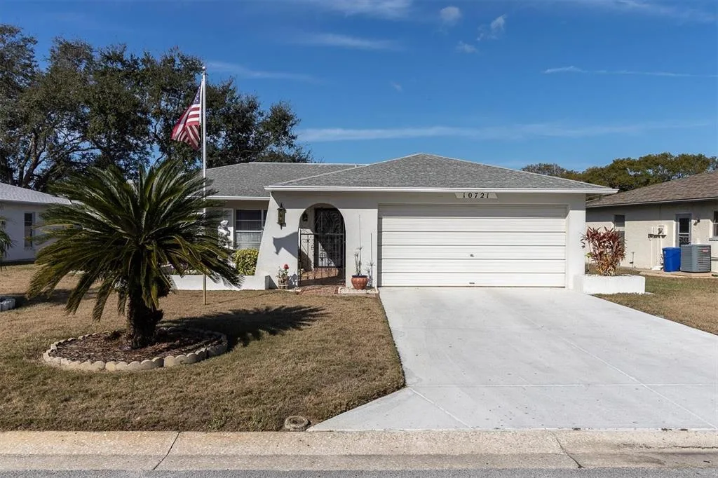 10721 FOOTPRINT LANE, PORT RICHEY, FL 34668