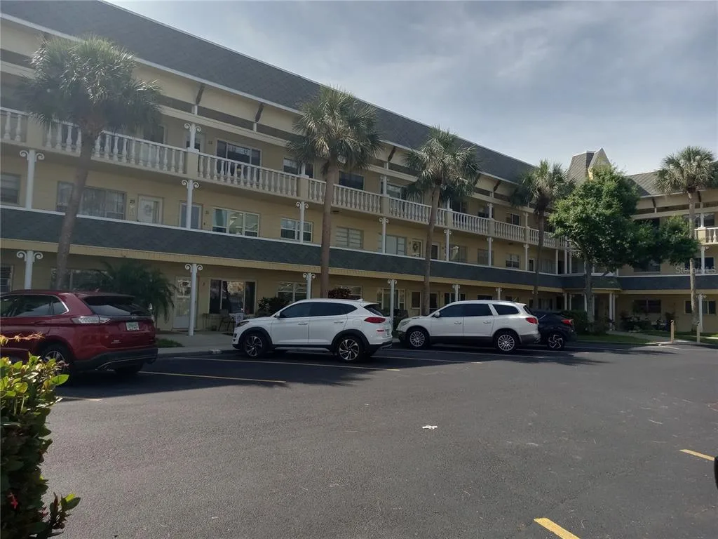 2459 FRANCISCAN DRIVE # 37, CLEARWATER, FL 33763