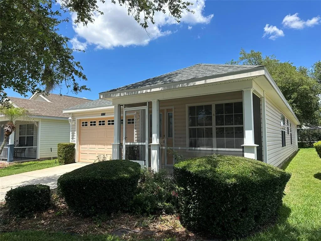 25335 CRANES ROOST CIRCLE, LEESBURG, FL 34748
