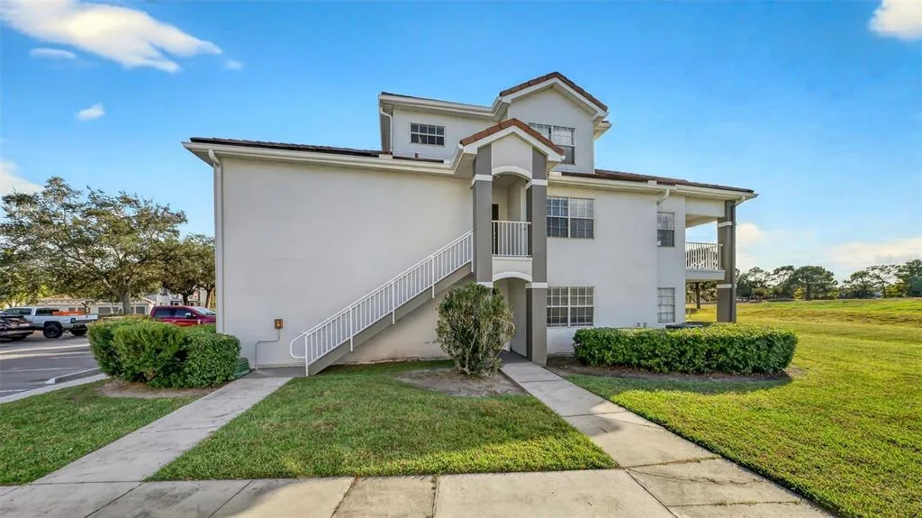 13917 FAIRWAY ISLAND DRIVE # 928, ORLANDO, FL 32837
