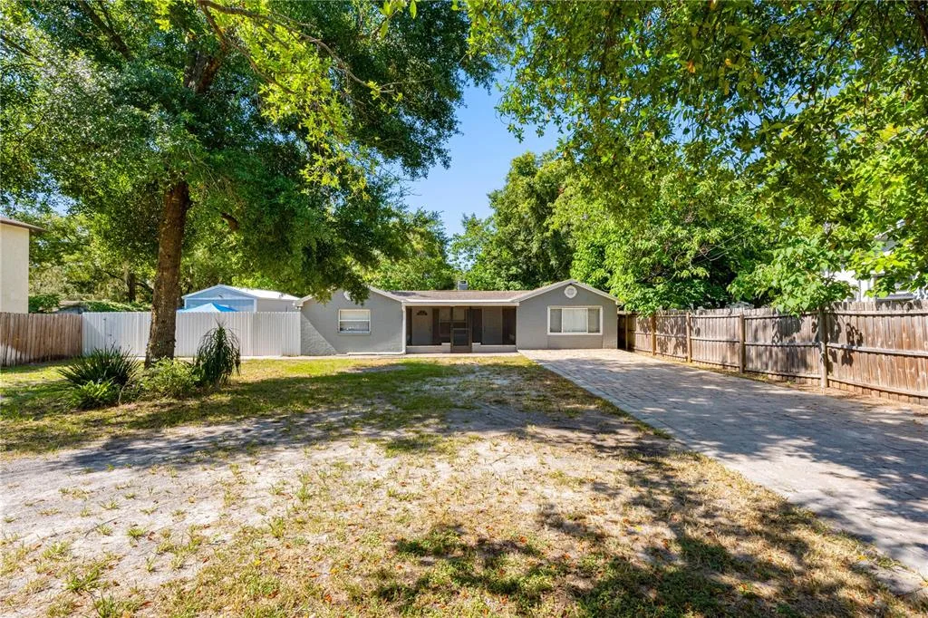 1205 E SENECA AVENUE, TAMPA, FL 33612