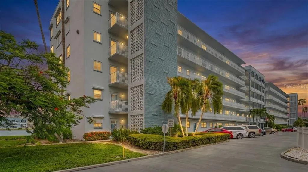 5925 SHORE BOULEVARD S # 302, GULFPORT, FL 33707
