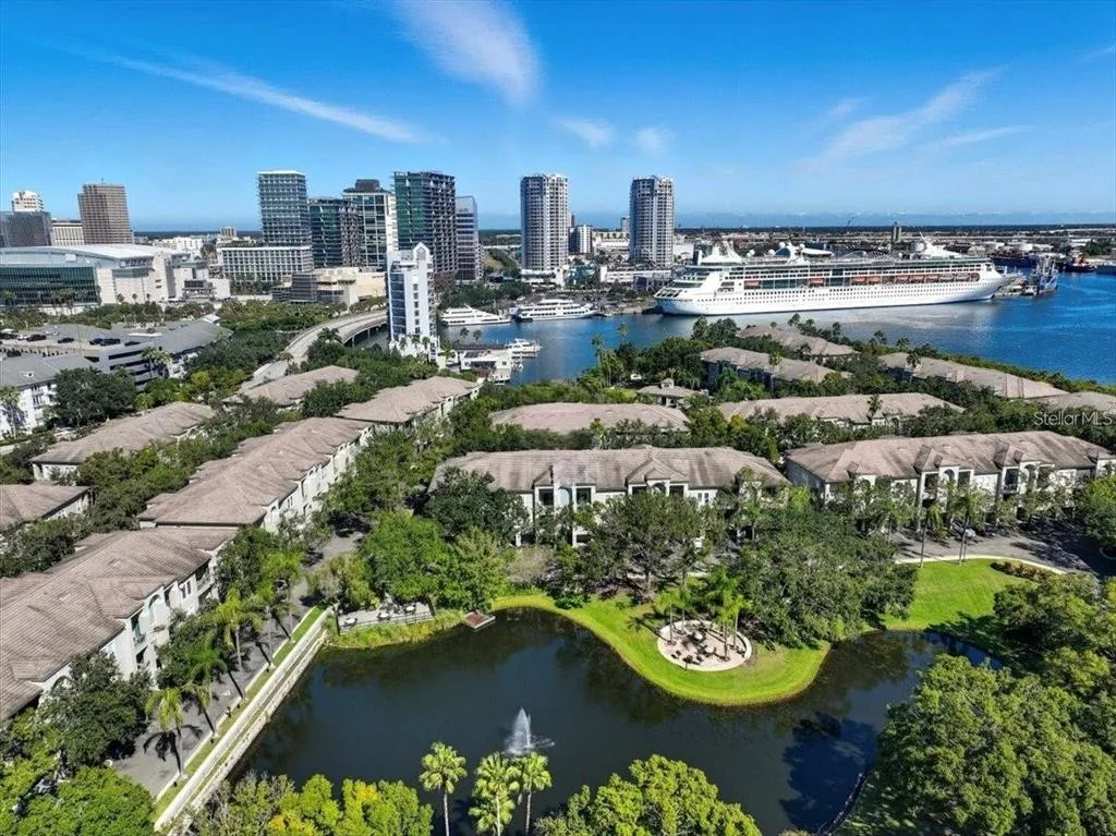 716 PROMENADE PLACE, TAMPA, FL 33602