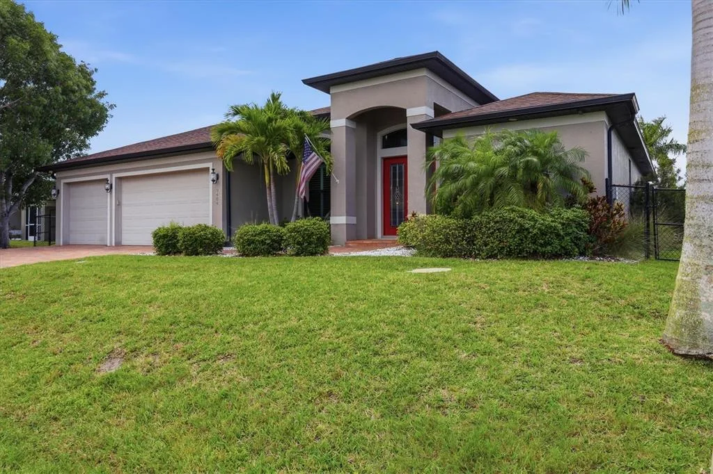 9404 SPRING CIRCLE, PORT CHARLOTTE, FL 33981