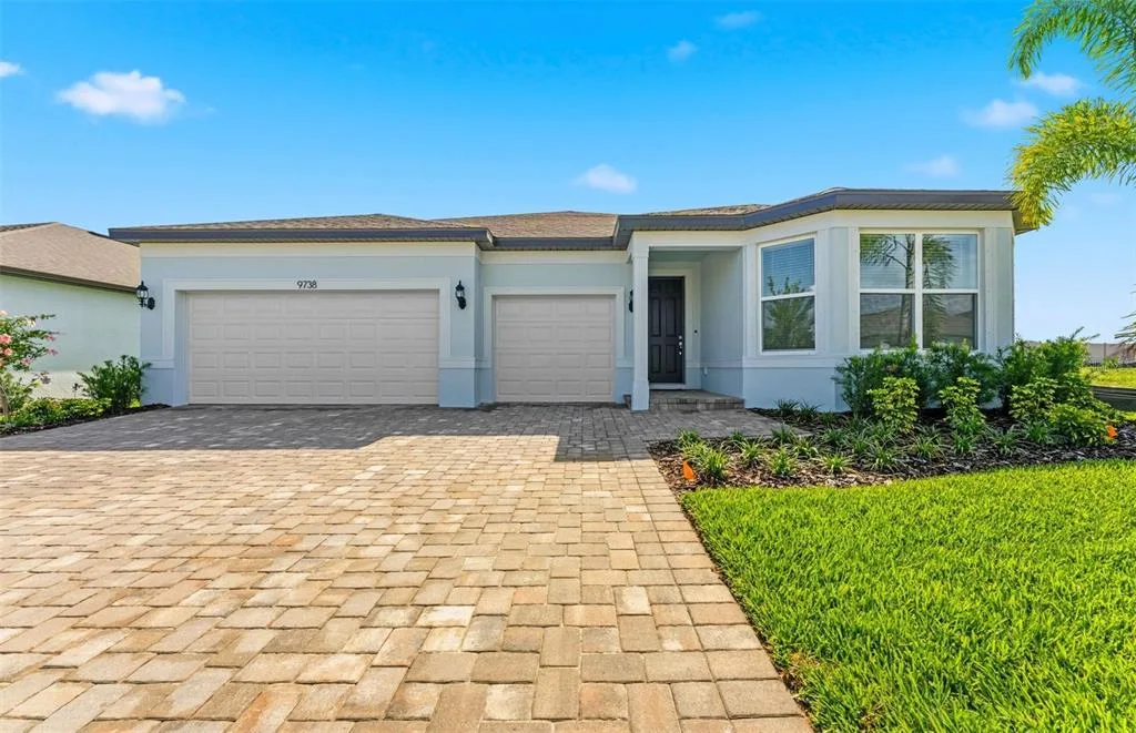 9738 AUTUMN RIDGE AVENUE, RIVERVIEW, FL 33578