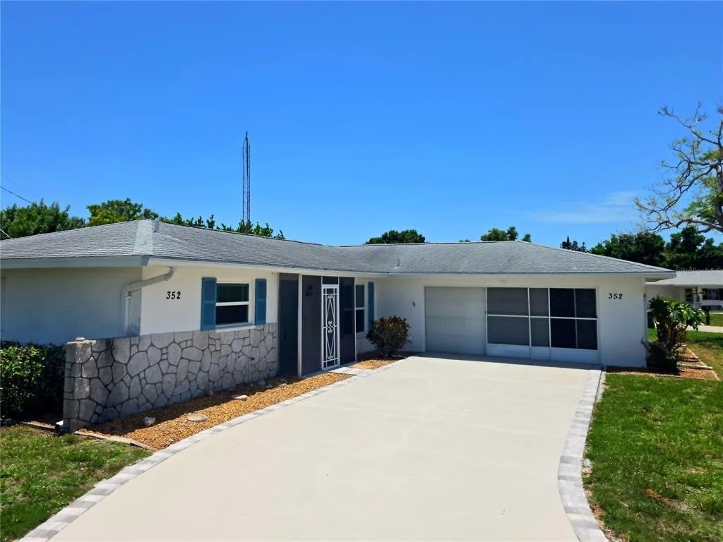 352 PINE TREE ROAD, VENICE, FL 34293
