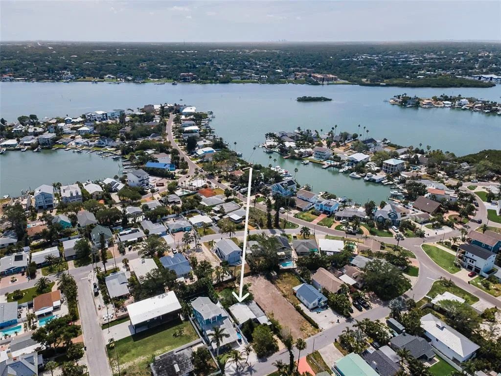 1213 BAY PALM BOULEVARD, INDIAN ROCKS BEACH, FL 33785