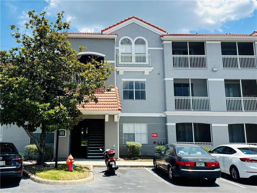 18001 RICHMOND PLACE DRIVE # 523, TAMPA, FL 33647