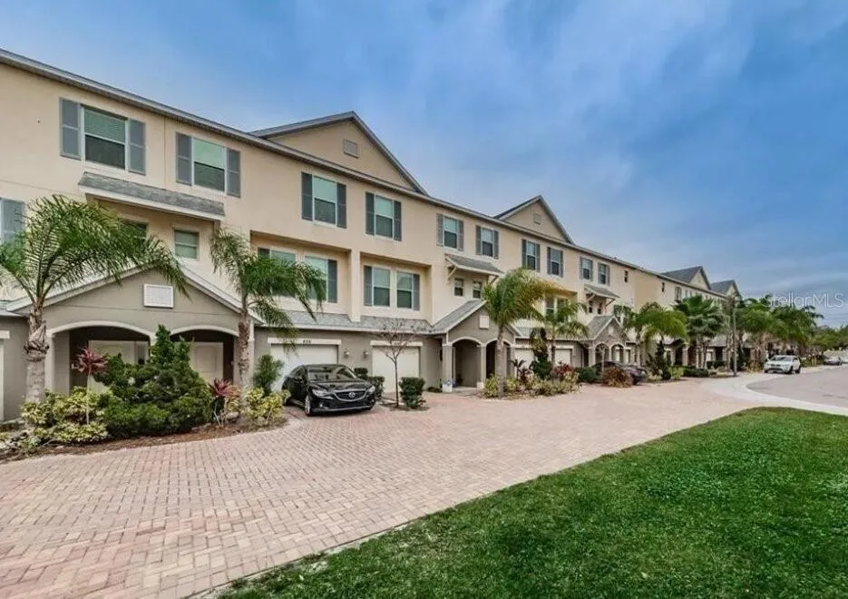 810 CALLISTA CAY LOOP, TARPON SPRINGS, FL 34689